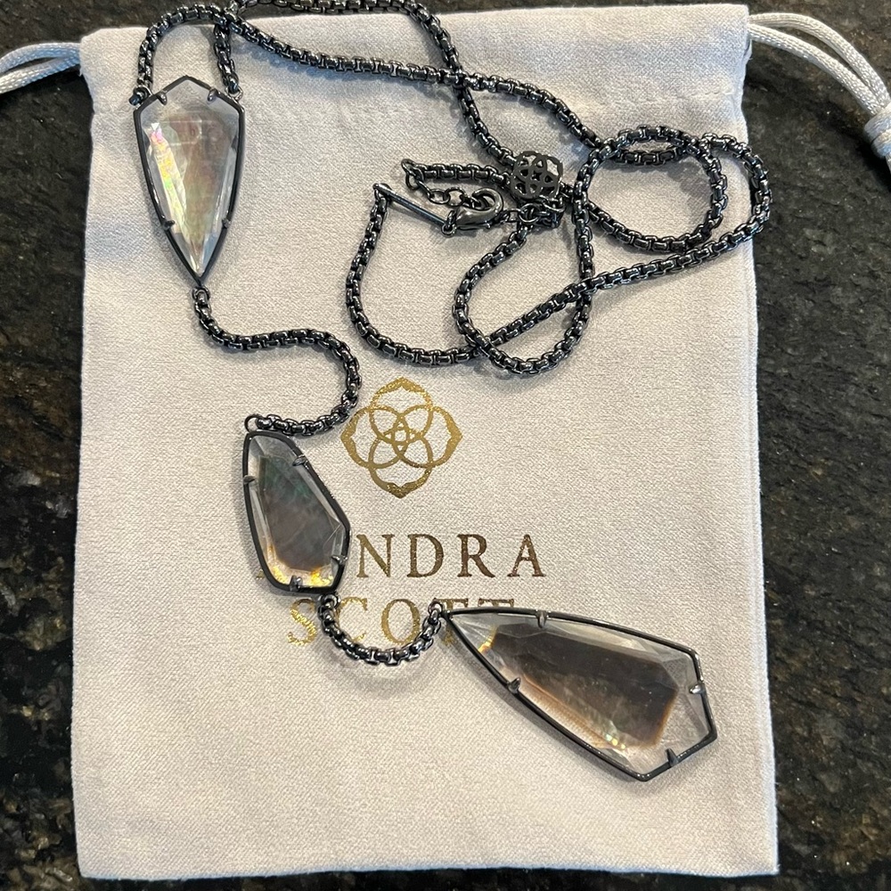 Kendra Scott Charlotte necklace